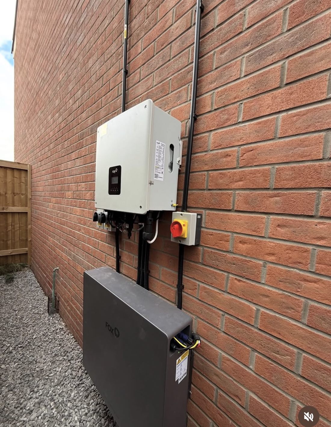 Battery storage installation